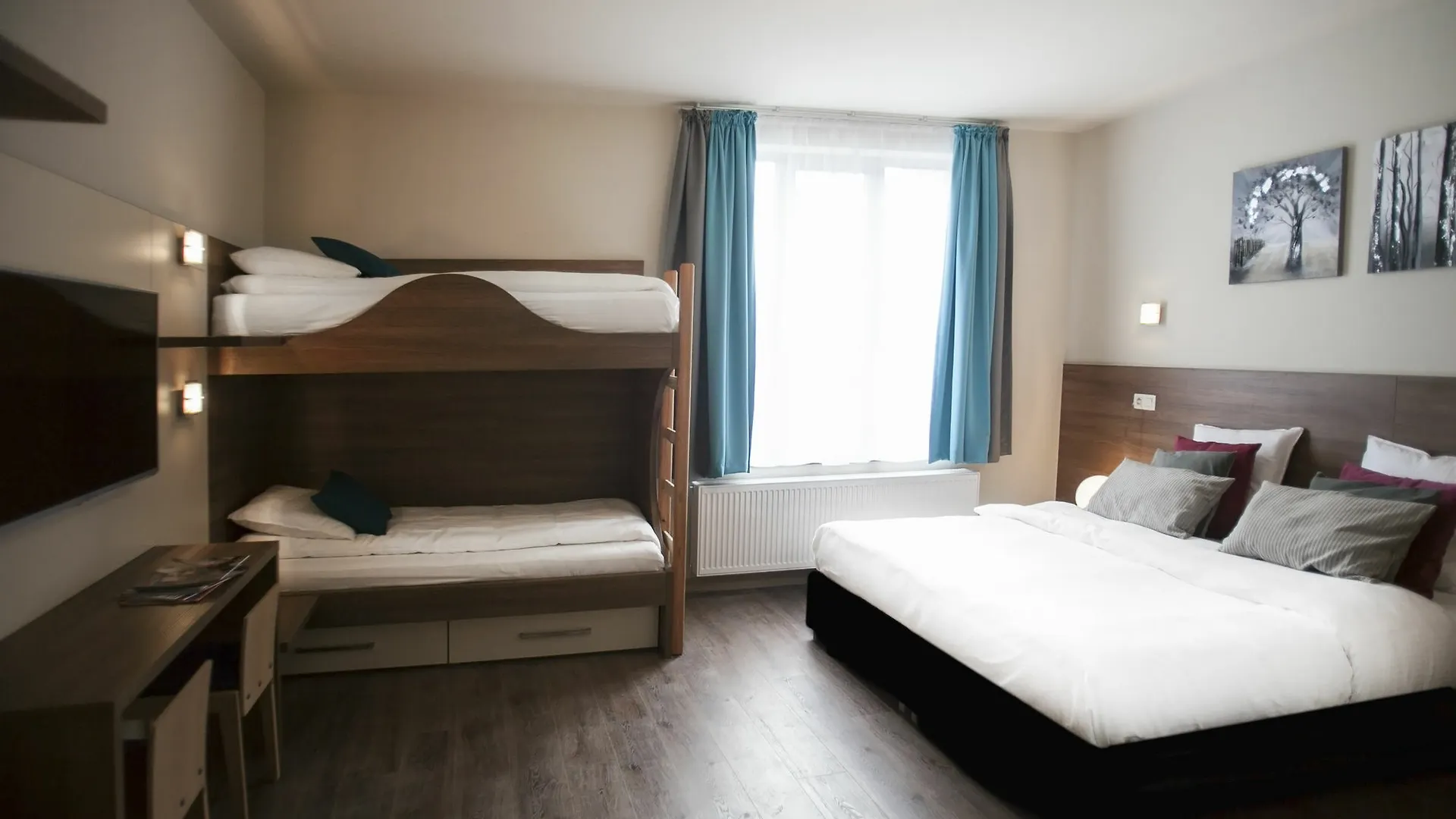 Antwerp Inn Hotel